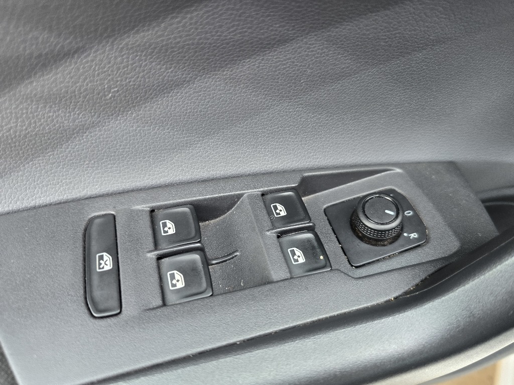 EUI7I42